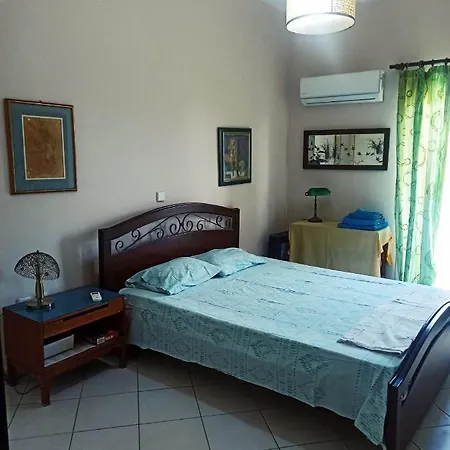 By The Lägenhet Rhodes City